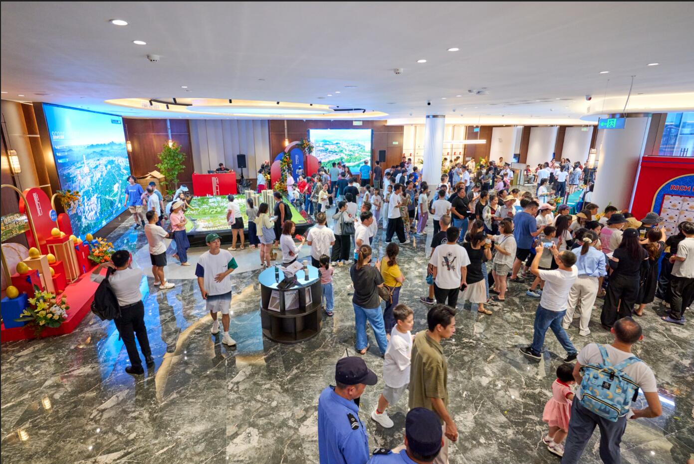 鵬程上花園二期營銷中心開放7.jpg